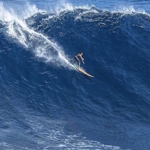 Sean McClenahan -- towing Jaws on the skimboard, big waves and family dedication on Maui