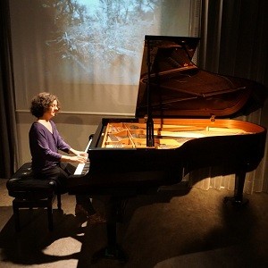 Quand un piano réussit à rassembler improvisation et tradition … (Elodie Baffalio)