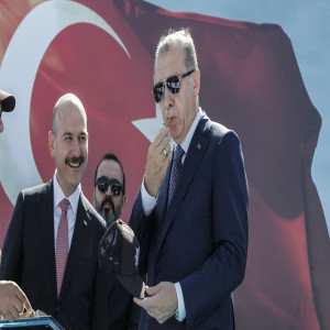 ”Lasst sie mit Kanonen kommen” – Türkei verteidigt Botschafter-Rauswurf, Grüne fordern Sanktionen