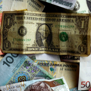 Zentralbank: Russland weit weniger abhängig vom US-Dollar oder anderen Fremdwährungen