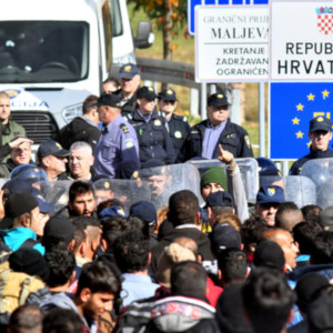 Stimmung wird aggressiver: Kroatische Polizei schießt erneut auf Migranten