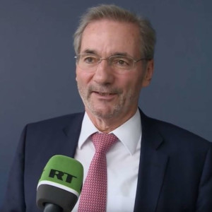 Matthias Platzeck zu 30 Jahren Mauerfall. "Niemand will die DDR zurück"