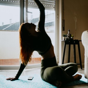 Mindful stretching for renewed vitality- Beate - 18 min-EN