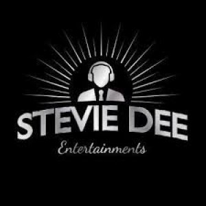 Stevie Dee Wedding Dj & Entertainer - Midweek Weddings