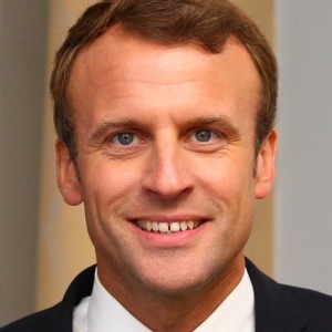 Episode 61 - Interview with Manu Saadia ( @trekonomics) on Macron and the Yellow Vests