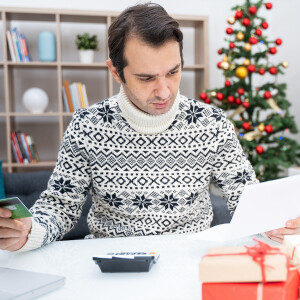How to Avoid Overspending This Holiday Season - Money Tip Tuesday