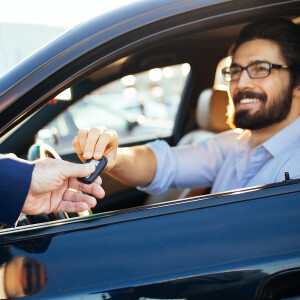 Navigating Car Purchases: The Role of Down Payments - Money Tip Tuesday