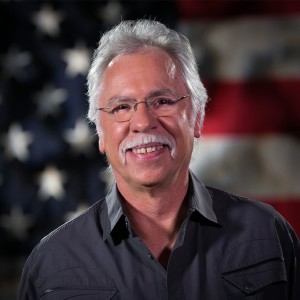 #432  Joe Bonsall (The Oak Ridge Boys) Shares a Poignant 4th of July message about his mother caring for his combat-wounded father. 