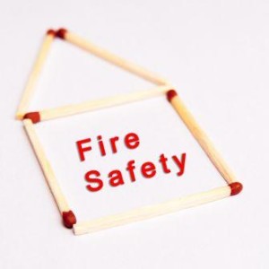 Winter Home Fire Safety 1 : Kitchen Fire Safety 1 Mandarin 家居防火安全  - 注意安全使用廚房炊具 (普通話)