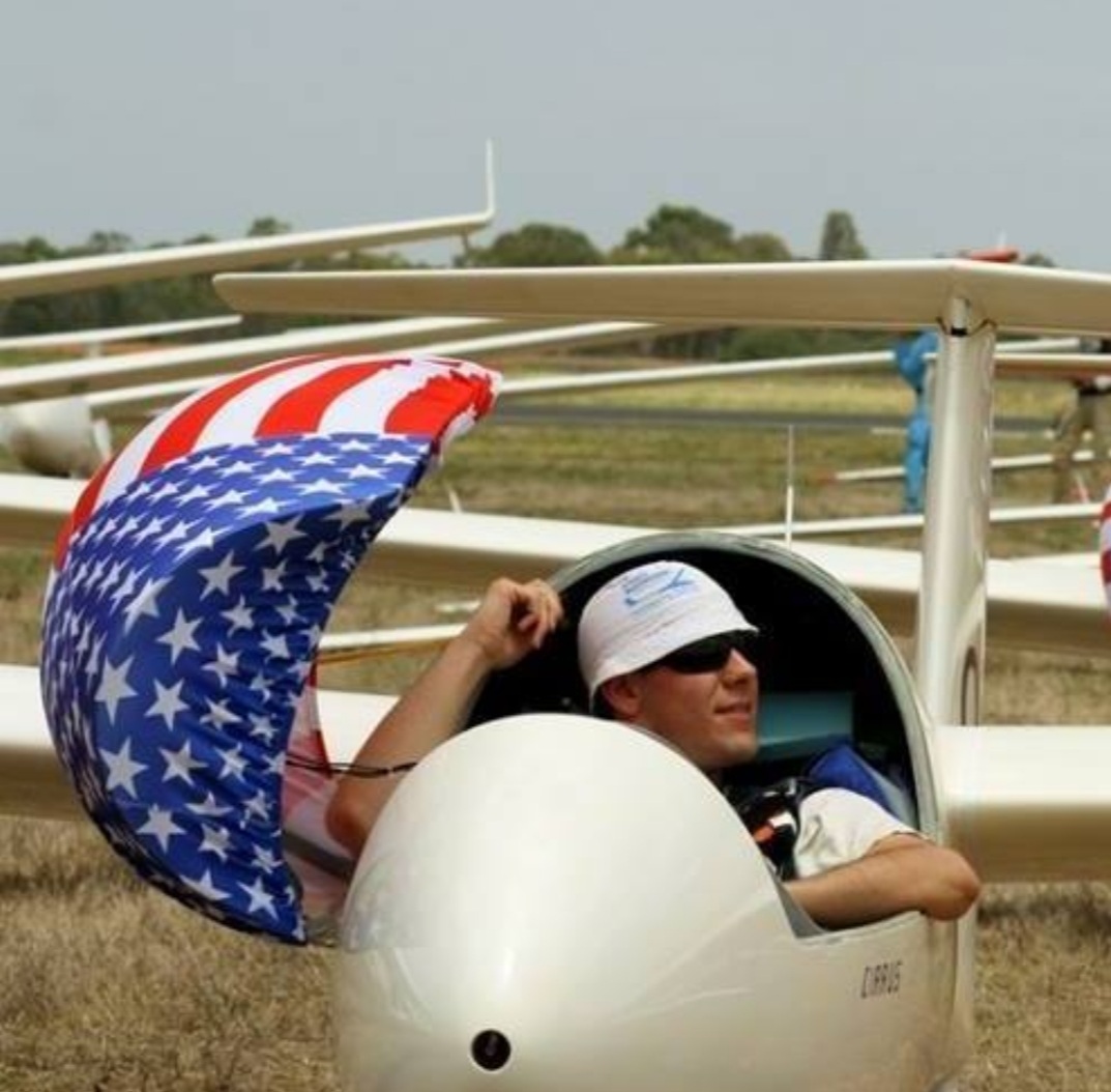 Soaring the sky a glider pilot‘s Podcast