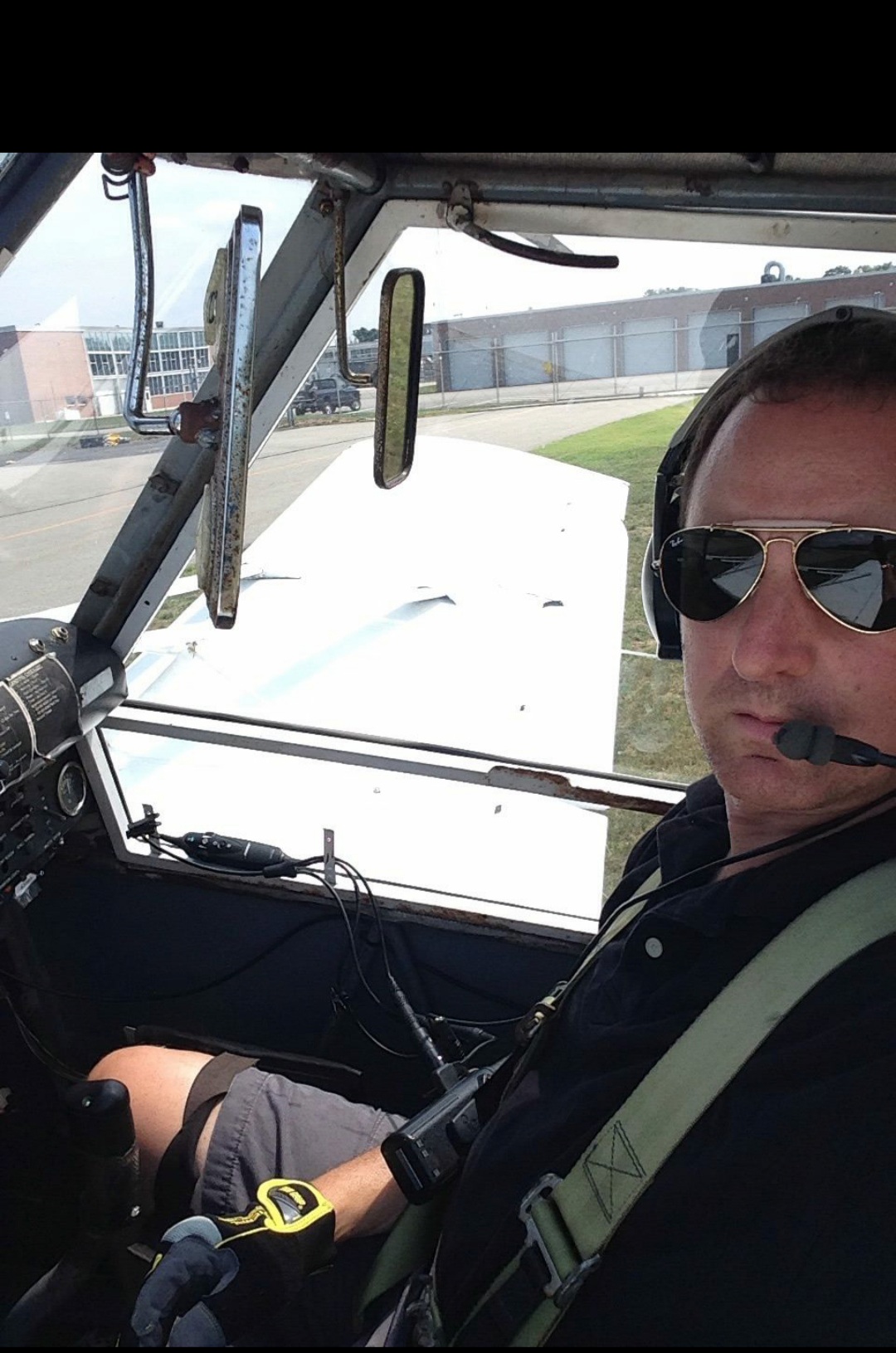 Soaring the sky a glider pilot‘s Podcast