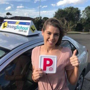 What are the Lessons That A Driving School Teaches?