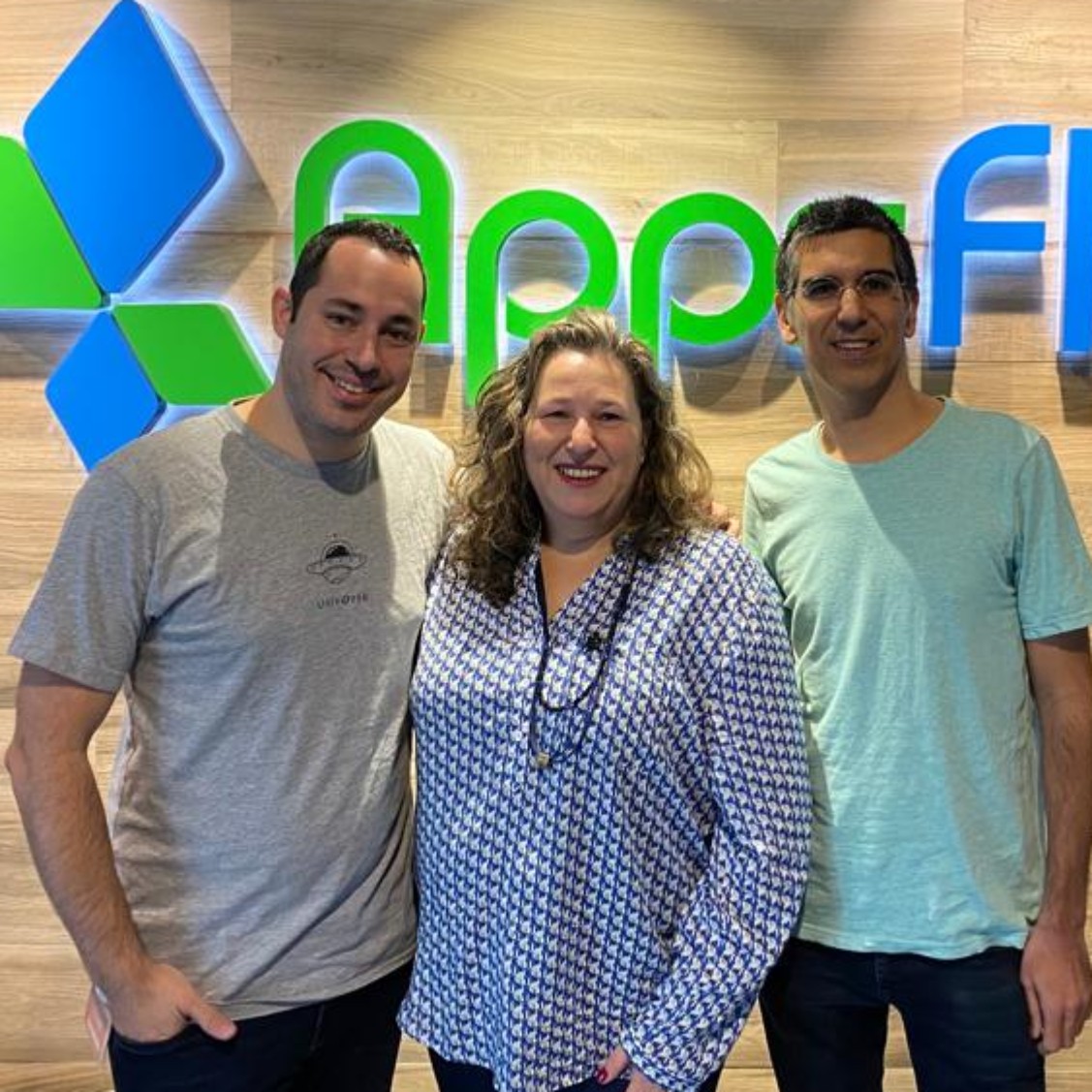 Director APPSFLYER אנשי המוצר ואנשי הפיתוח נולדו לריב או לשתף פעולה? שיחה עם רם ברקוביץ אבטיח כיס Director APPSFLYER אנשי המוצר ואנשי הפיתוח נולדו לריב או לשתף פעולה? שיחה עם רם ברקוביץ
