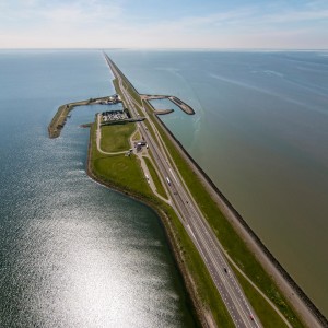 #10: De Afsluitdijk; Meesterwerk in de Steigers