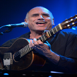 World Renowned, Singer/songwriter, David Broza. Sponsored by: Israel Guide Dog Centre for the Blind (Audio)