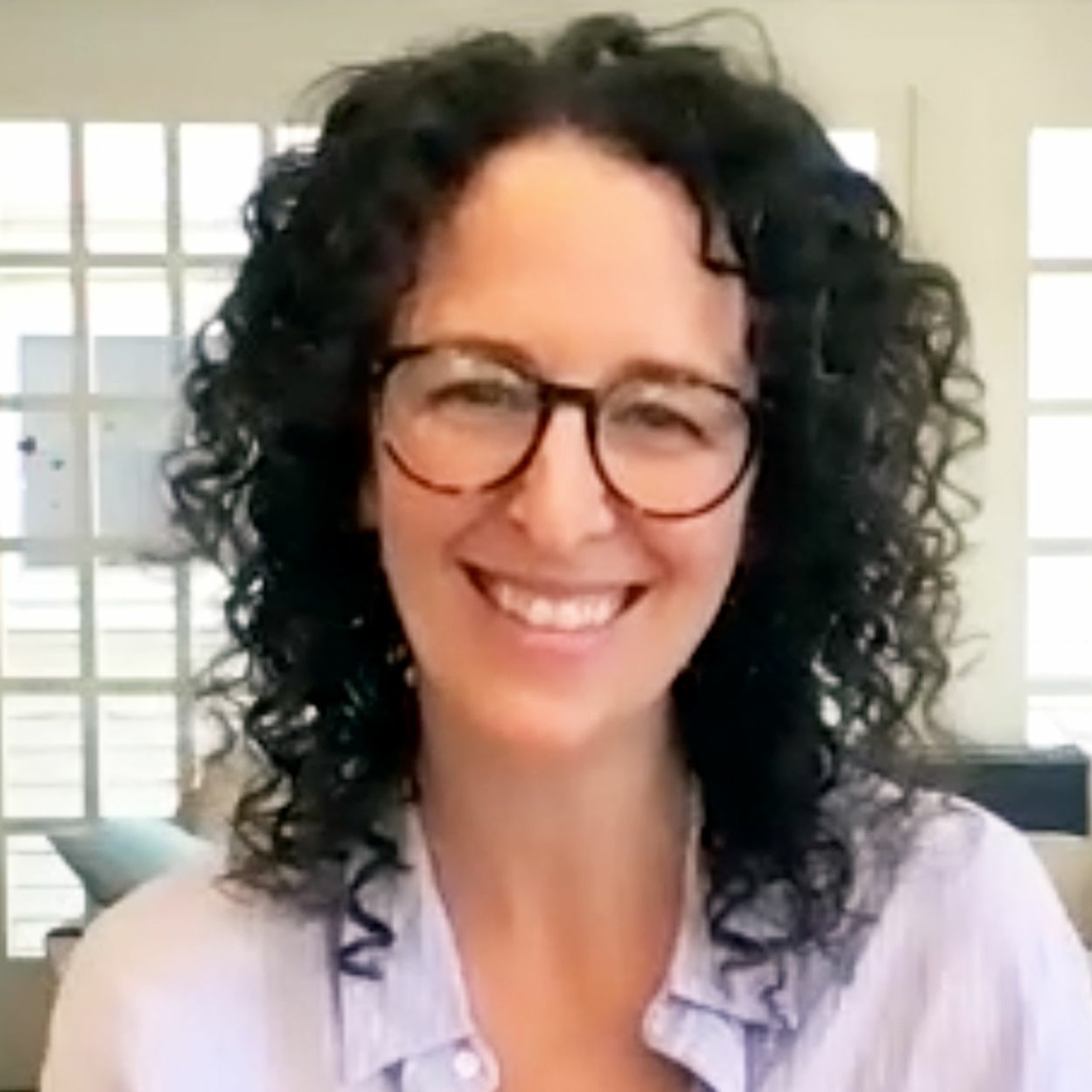 Wander Darkly with Director Tara Miele and Rachel Lee Goldenberg (Ep. 294)