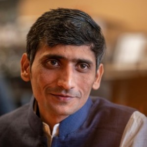 Empower People: Grinnell Prize Winner Shafiq Khan