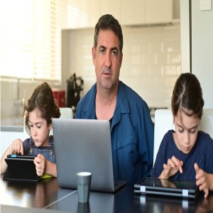 How HR Tech Vendors Can Help Working Parents Cope