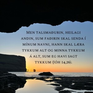 Hann er undurfult nær!