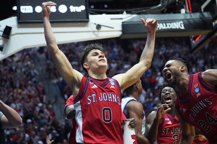 March Madness Reactions | St. John’s Buzzer Beater vs Kansas | Darius Acuff Breakout | Betting Stories