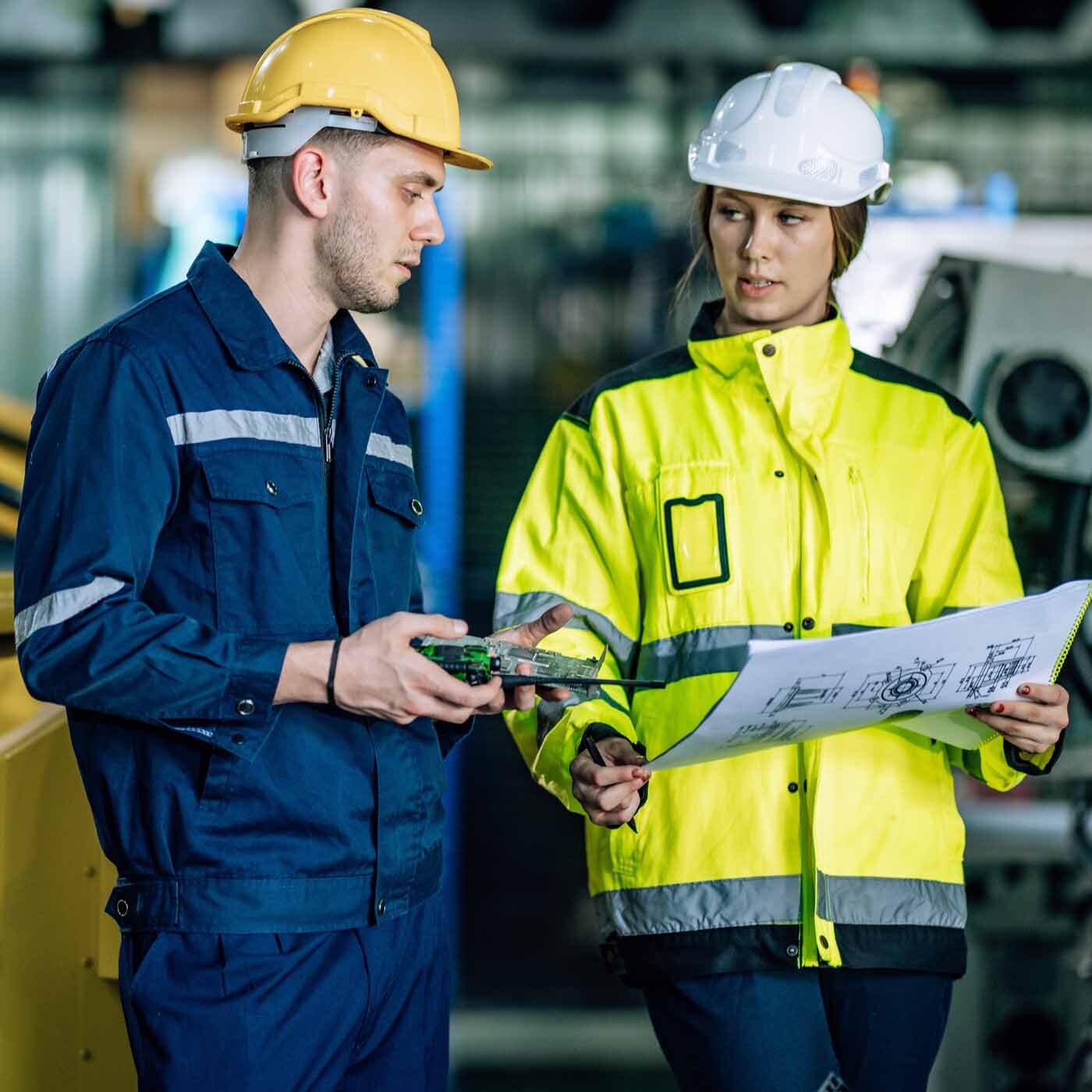 Maintenance vs. Reliability Engineers — Key Differences and How They Work Together
