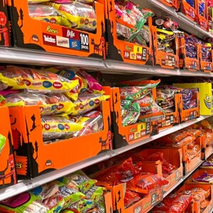 Making the Candy, Manufacturing for Halloween [Production Pulse]