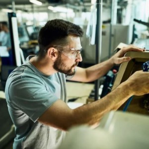Make-to-Order and Assemble-to-Order Manufacturing Workflows