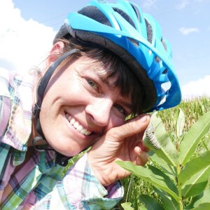 Perks REPLAY S. 4 Ep. 92 - Riding and Writing with the Butterflies with guest Sara Dykman - 3-22-23
