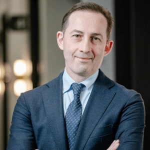 Balancing the Profile: Genioplasty and Facial Implants with Dr. Walter Tatch