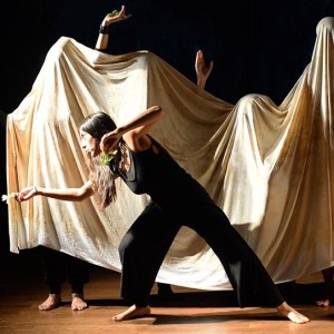 14 (Español): MERENDIANDO Live with Grupo Teatro Libre