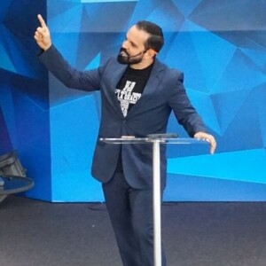Jesús te sostiene en el desierto