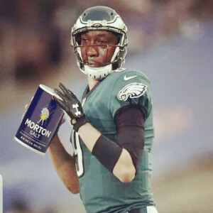 🤣I hate the Philadelphia 🦅 y’all ain’t wise! Baby.. & 🖤🎧😉