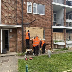 Podcast: Three people taken to hospital after explosion at flat in Catlyn Close, East Malling