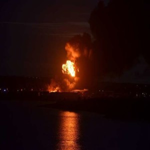Podcast: Hundreds leave their homes as huge fire breaks out at Hoo Marina