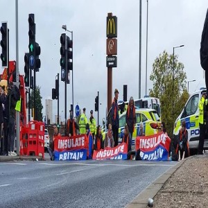 Podcast: Arrests as Insulate Britain block roundabouts on Crossways Boulevard and Dartford Crossing