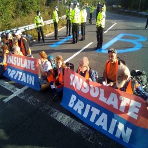 Podcast: Insulate Britain protesters arrested before getting onto M25 near Dartford Crossing