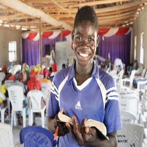 Lukutaito avaa Raamatun Nigeriassa