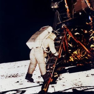 E37 - The Moon Landing Hoax