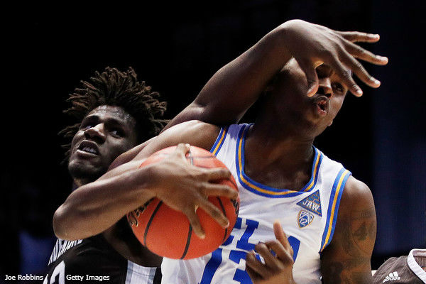 2018 First Four 1-ON-1's - Dan Tortora with Amadi Ikpeze of the St. Bonaventure Bonnies inside the NCAA Tournament