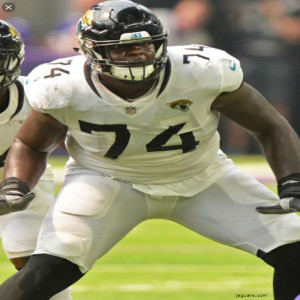 On the Prowl - Dan Tortora with Jacksonville Jaguars' Left Tackle Cam Robinson with the team at 4-4 in the 2019-20 Season