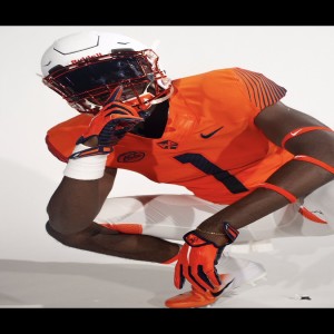 EPISODE 35 OF 2019 Part 2 - Dan Tortora welcomes DE Steven Linton for a Special 2019 Incoming Freshman Conversation on the Future of Syracuse Football