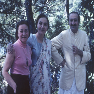 Meher Baba at Myrtle Beach in 1952 with Delia de Leon and Mehera J. Irani, Baba's Chief Woman Disciple