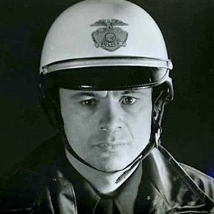 S01E02: Electra Glide In Blue (1973)