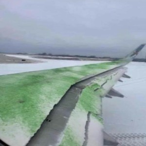 How Not to Deice a Plane & UA 777 Updates