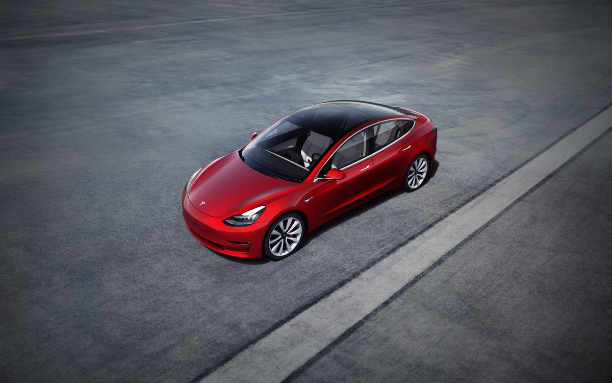 9to5 Elon - Episode 01: JB's Tesla Model 3 Impressions thumbnail