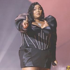 Lizzo EXPOSED for Weight Shaming & Hypocrisy by Former Employees