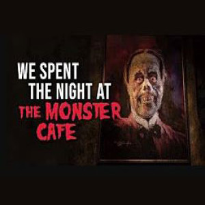 We Spent The Night At The Monster Cafe - Universal Studios Creepypasta
