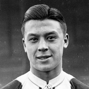 The Inspiring Journey of Frank Soo - England’s First Chinese Football Hero Amidst a Time of War