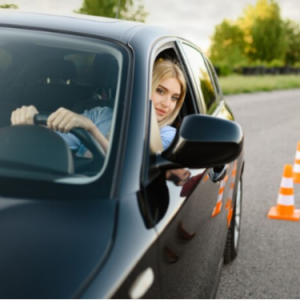 What To Look For In Choosing The Right Driving School?