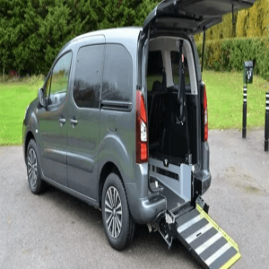 Features to Check Before Choosing an Ideal Wheelchair Accessible Taxi Service